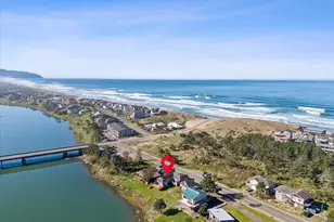 34885 Cape Kiwanda Dr, Pacific City, OR 97135 - Photo 11