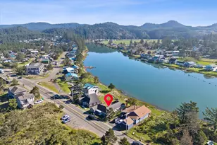 34885 Cape Kiwanda Dr, Pacific City, OR 97135 - Photo 9