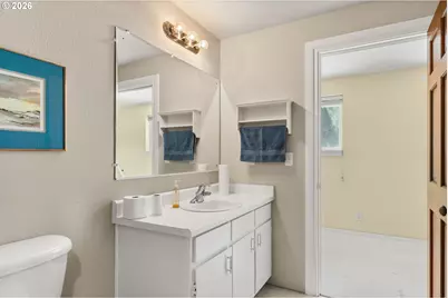 42086 Holden Creek Ln, Springfield, OR 97478 - Photo 35