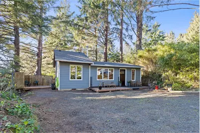 15 NE Keene Ave, Depoe Bay, OR 97341 - Photo 25