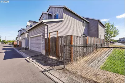3205 SE White Oak Ave, Hillsboro, OR 97123 - Photo 39