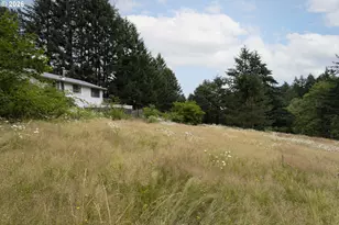 23655 NE Casavant Dr, Hillsboro, OR 97123 - Photo 9