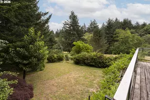 23655 NE Casavant Dr, Hillsboro, OR 97123 - Photo 17
