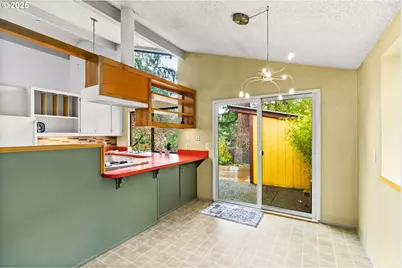 3423 Chaucer Way, Eugene, OR 97405 - Photo 15