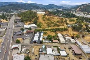 664 NE Neuner Dr, Roseburg, OR 97470 - Photo 9