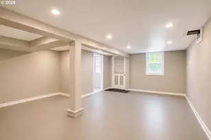 1329 SW Hume St, Portland, OR 97219 - Photo 15