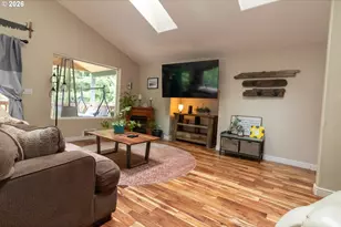 85434 Glenada Rd, Florence, OR 97439 - Photo 11