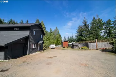 85434 Glenada Rd, Florence, OR 97439 - Photo 5