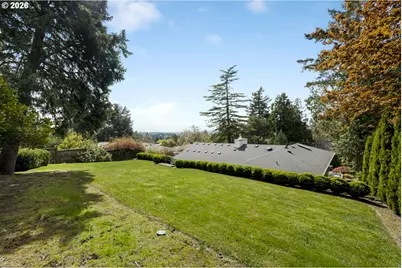 3938 SW 36th Pl, Portland, OR 97221 - Photo 31