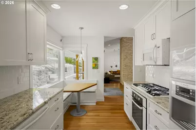 3938 SW 36th Pl, Portland, OR 97221 - Photo 15