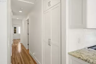 3938 SW 36th Pl, Portland, OR 97221 - Photo 17