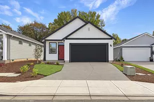 1534 N Young St, Lafayette, OR 97127 - Photo 1