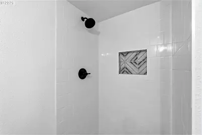 2641 SE 81st Ave, Portland, OR 97206 - Photo 43