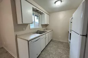 1409 Bowmont Ave, Kelso, WA 98626 - Photo 9