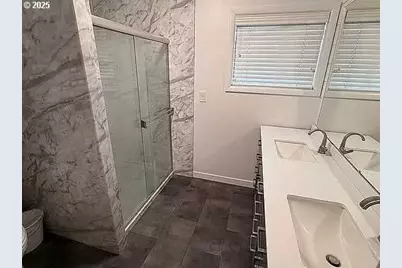 825 W Ridgeway Ave, Hermiston, OR 97838 - Photo 11