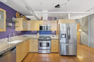 1221 SW 10th Ave, Portland, OR 97205 - Photo 35