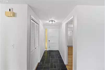 290 N 3rd Ct #7, Coos Bay, OR 97420 - Photo 27