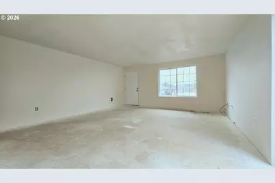 1453 W Locust St, Stayton, OR 97383 - Photo 11