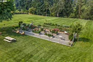 3386 Wyeast Rd, Hood River, OR 97031 - Photo 39