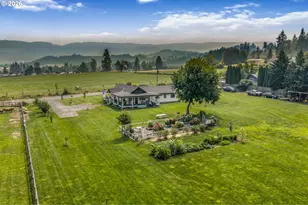 3386 Wyeast Rd, Hood River, OR 97031 - Photo 3