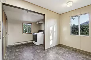 1311 E 32nd Ave, Vancouver, WA 98661 - Photo 9