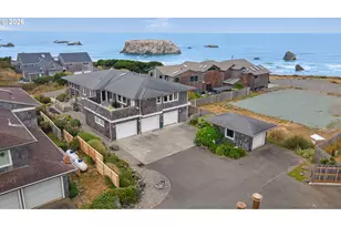 865 SW Portland Ave, Bandon, OR 97411 - Photo 43