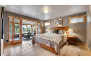 865 SW Portland Ave, Bandon, OR 97411 - Photo 27