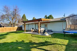 10233 N Tyler Ave, Portland, OR 97203 - Photo 29