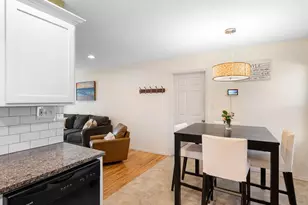 10233 N Tyler Ave, Portland, OR 97203 - Photo 7