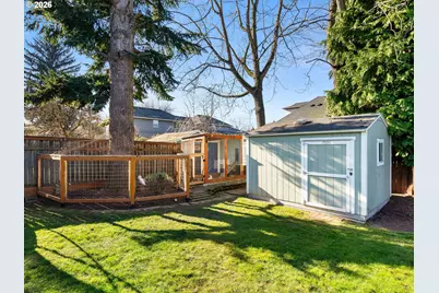10233 N Tyler Ave, Portland, OR 97203 - Photo 27
