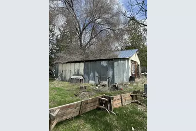 404 Second St, Fossil, OR 97830 - Photo 17