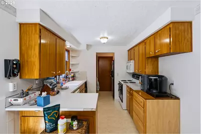 3456 SE Birch Ave, Milwaukie, OR 97267 - Photo 17