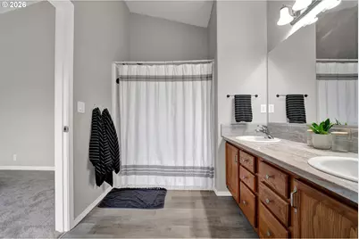 6050 Pebble Ct, Springfield, OR 97478 - Photo 25