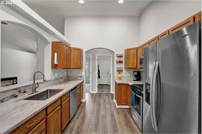 6050 Pebble Ct, Springfield, OR 97478 - Photo 15