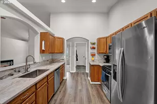 6050 Pebble Ct, Springfield, OR 97478 - Photo 15