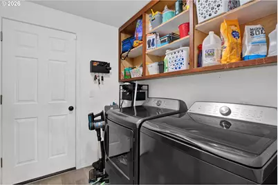 6050 Pebble Ct, Springfield, OR 97478 - Photo 35