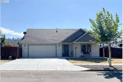 1458 Avery Dr, Silverton, OR 97381 - Photo 1