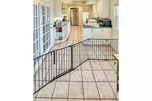 342 W Chapman Ave, Roseburg, OR 97470 - Photo 7