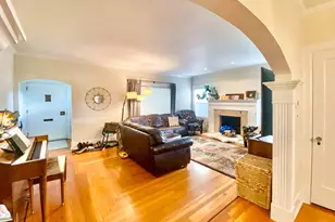 342 W Chapman Ave, Roseburg, OR 97470 - Photo 3