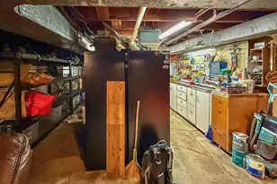 342 W Chapman Ave, Roseburg, OR 97470 - Photo 23