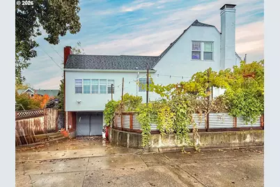 342 W Chapman Ave, Roseburg, OR 97470 - Photo 27