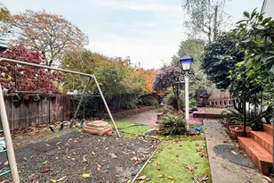 342 W Chapman Ave, Roseburg, OR 97470 - Photo 25