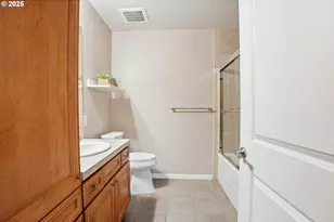 11703 SE Crested Eagle Ln, Happy Valley, OR 97086 - Photo 17