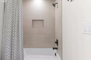 6703 SE 69th Ave, Portland, OR 97206 - Photo 13