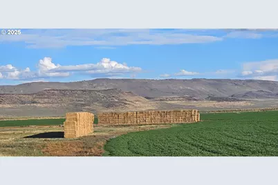 22566 Hwy 140, Adel, OR 97620 - Photo 23