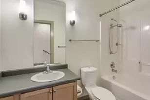 2525 N Killingsworth St, Portland, OR 97217 - Photo 15