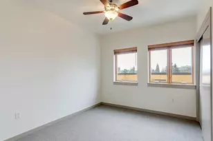 2525 N Killingsworth St, Portland, OR 97217 - Photo 13