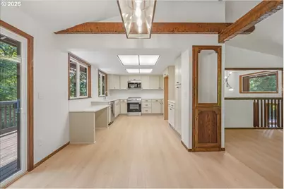 22755 SE Kingswood Ct, Damascus, OR 97089 - Photo 17