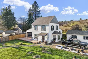 777 Oak St, Oakland, OR 97462 - Photo 1