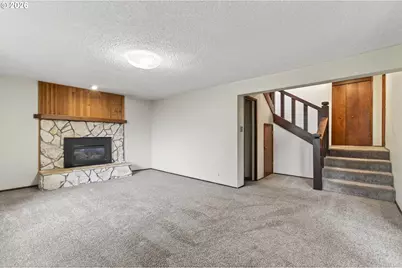 2090 Graham Dr, Eugene, OR 97405 - Photo 19